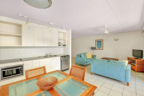 Baden 61 - Rainbow Shores, Air conditioned Unit, Walk To Beach, Pool, Tennis court
